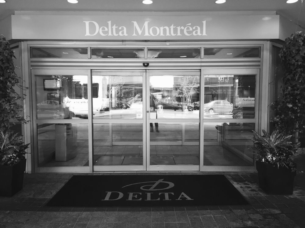 Delta Hotels By Marriott Монреаль Экстерьер фото